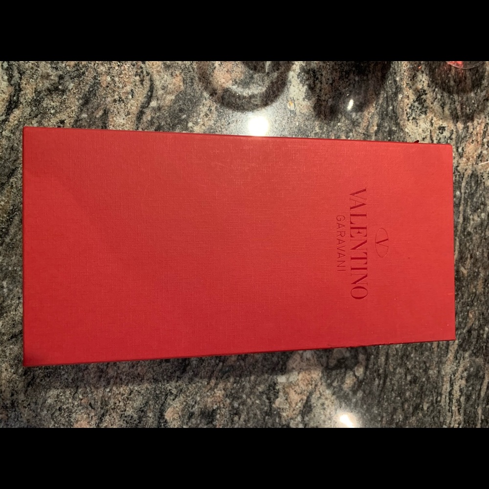 Red valentine shoe box